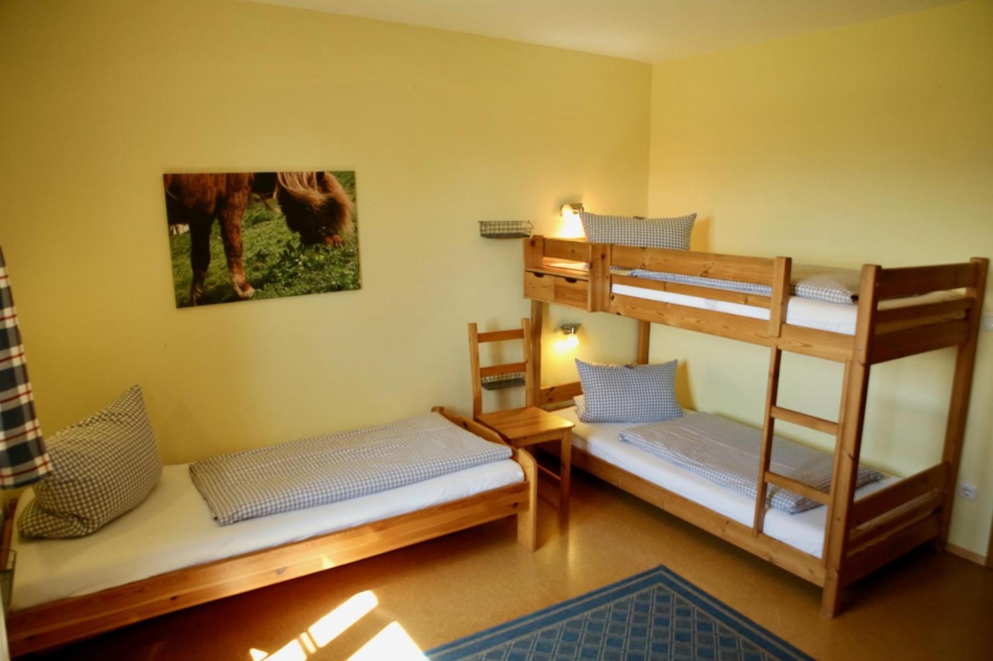 Ferienwohnung Berghof Heger Peißenberg Zimmer foto