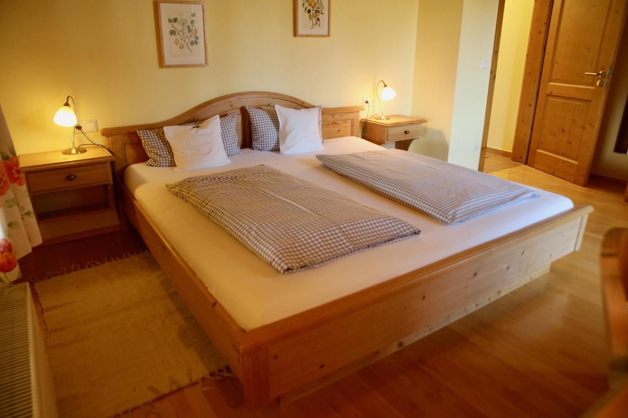 Ferienwohnung Berghof Heger Peißenberg Zimmer foto